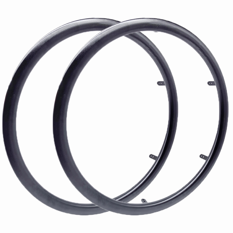 A Pair of 24inch Sports Wheelc - Cocktail Shaker Set recension och pris
